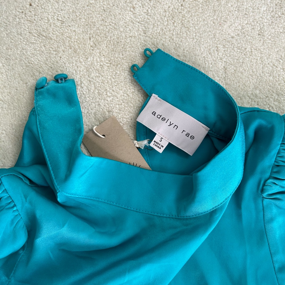Adelyn Rae Turquoise Top - Picture 3 of 4